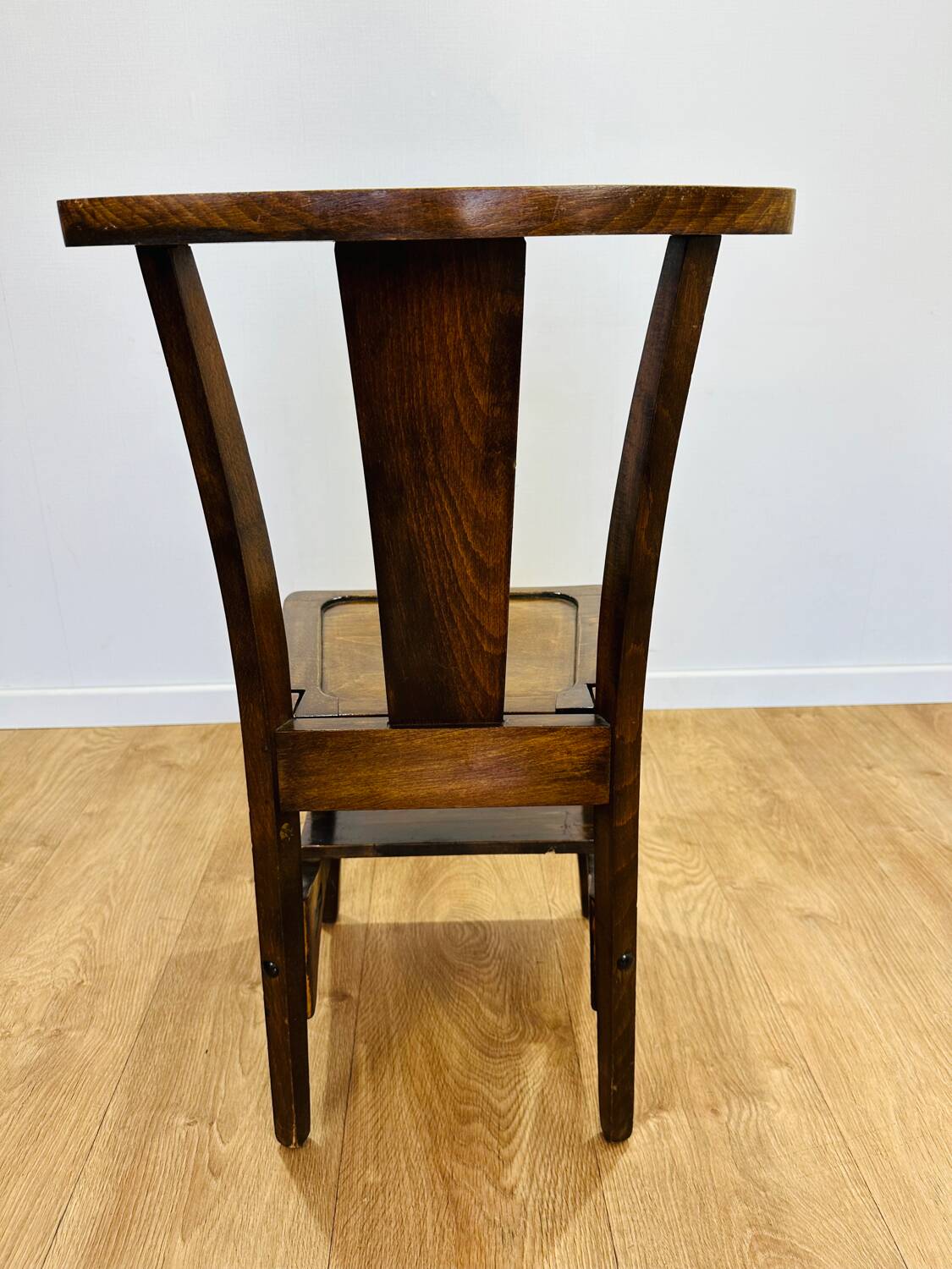 6 “pray to God” chairs