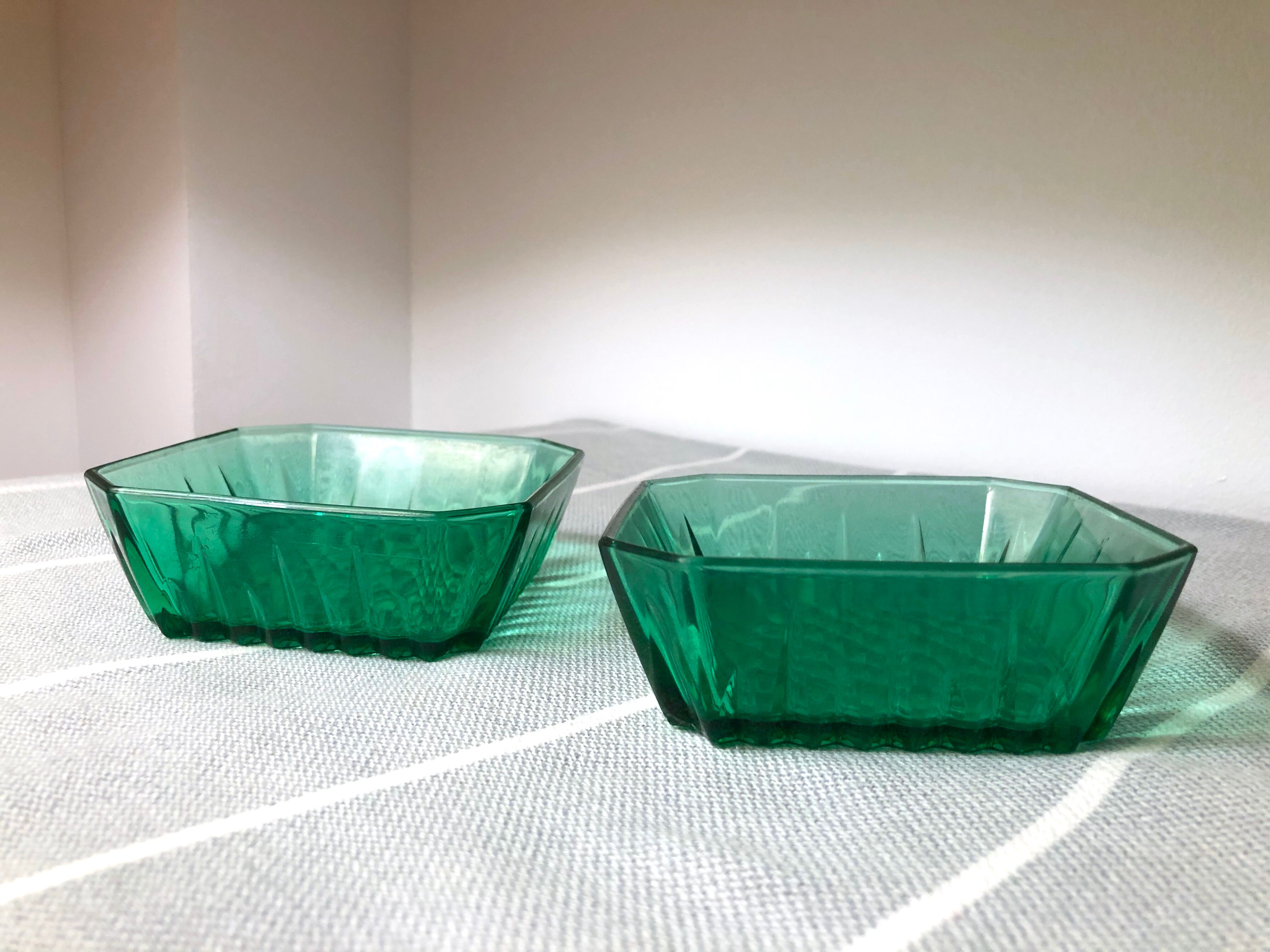 Vintage square ramekins made of Arcoroc glass - Emerald Green