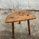 Tabouret tripode brutaliste