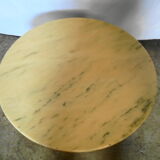 Round coffee table on tulip foot from the 70s