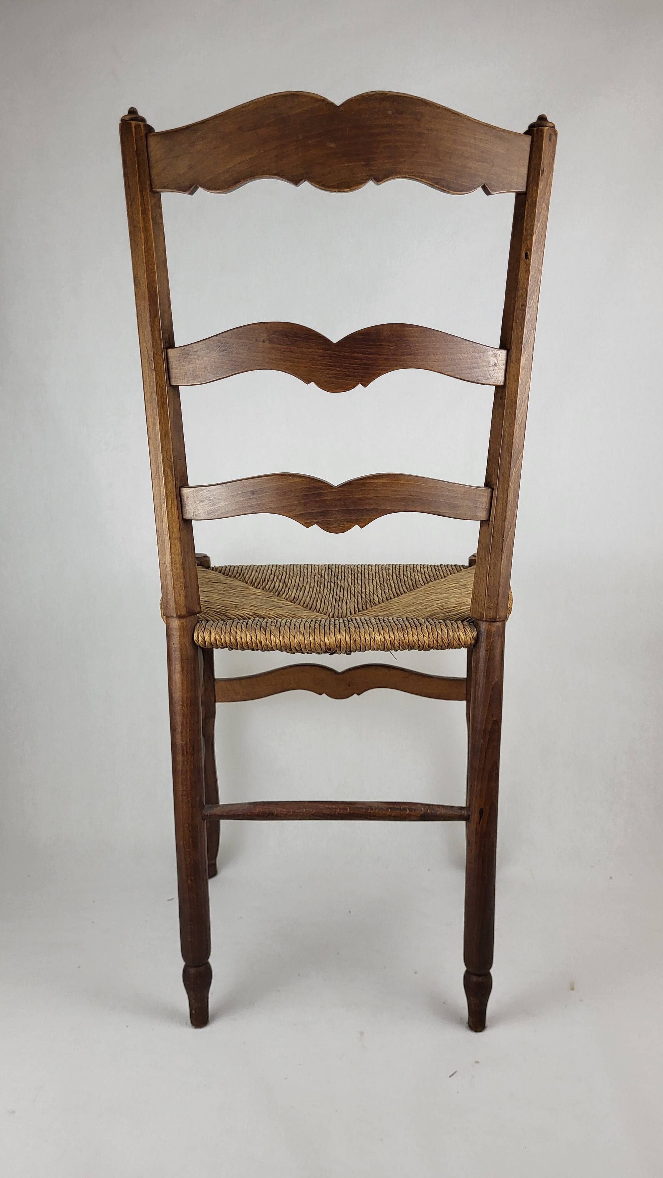 Straw chair