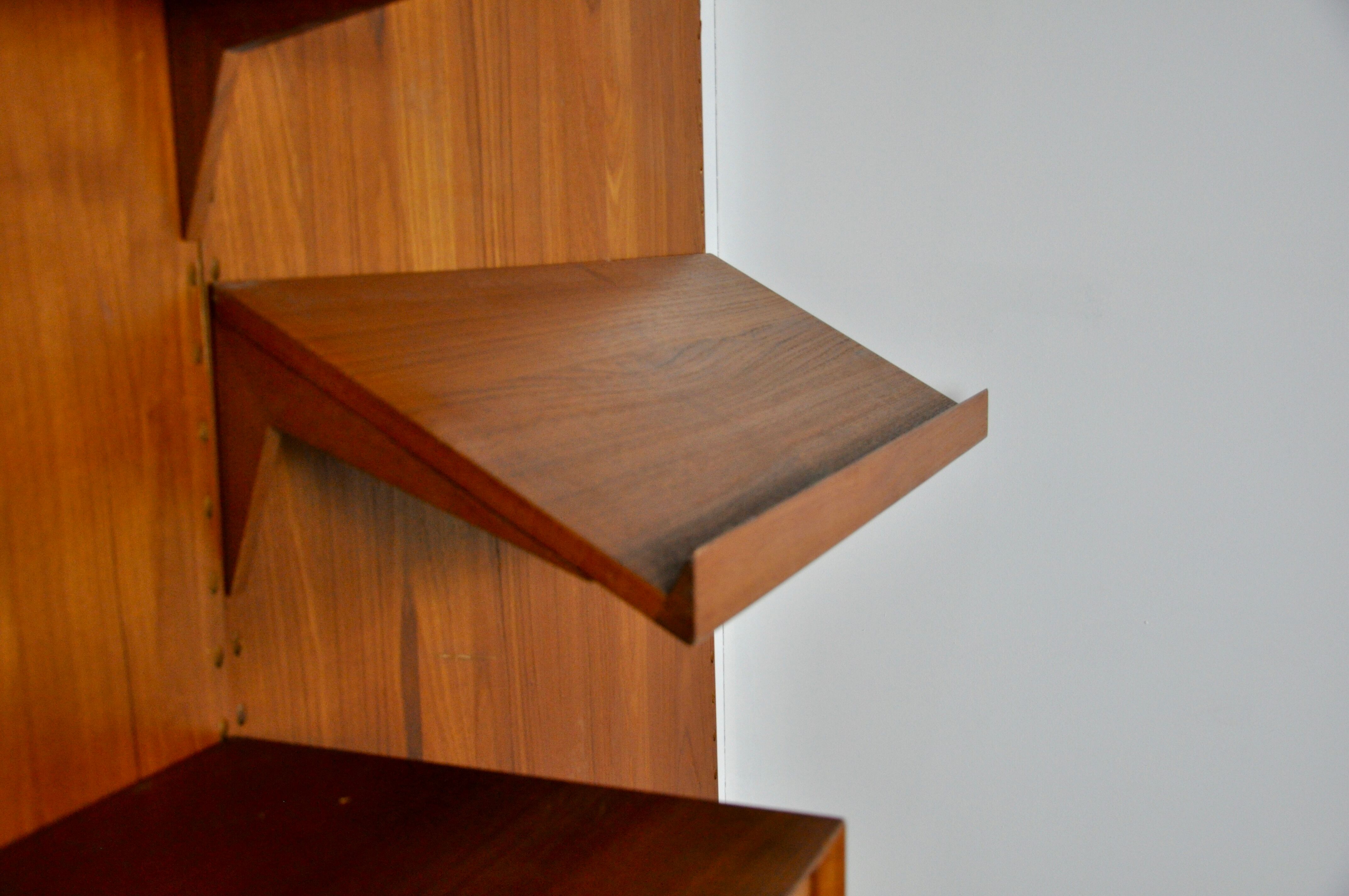 Wall unit Royal system by Poul Cadovuis 1960