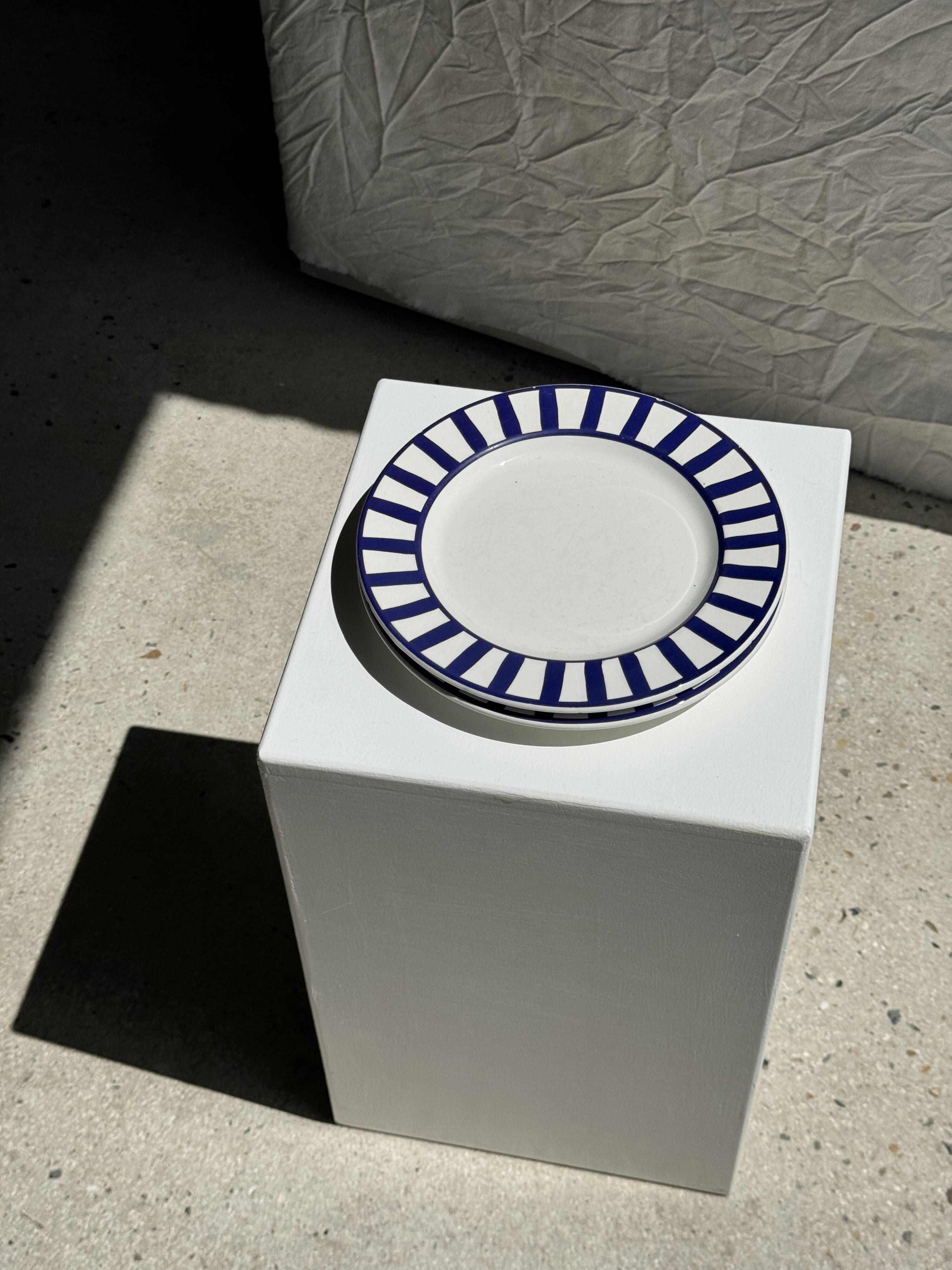 Set of 2 blue striped plates Ceramica Quadrifoglio Italy