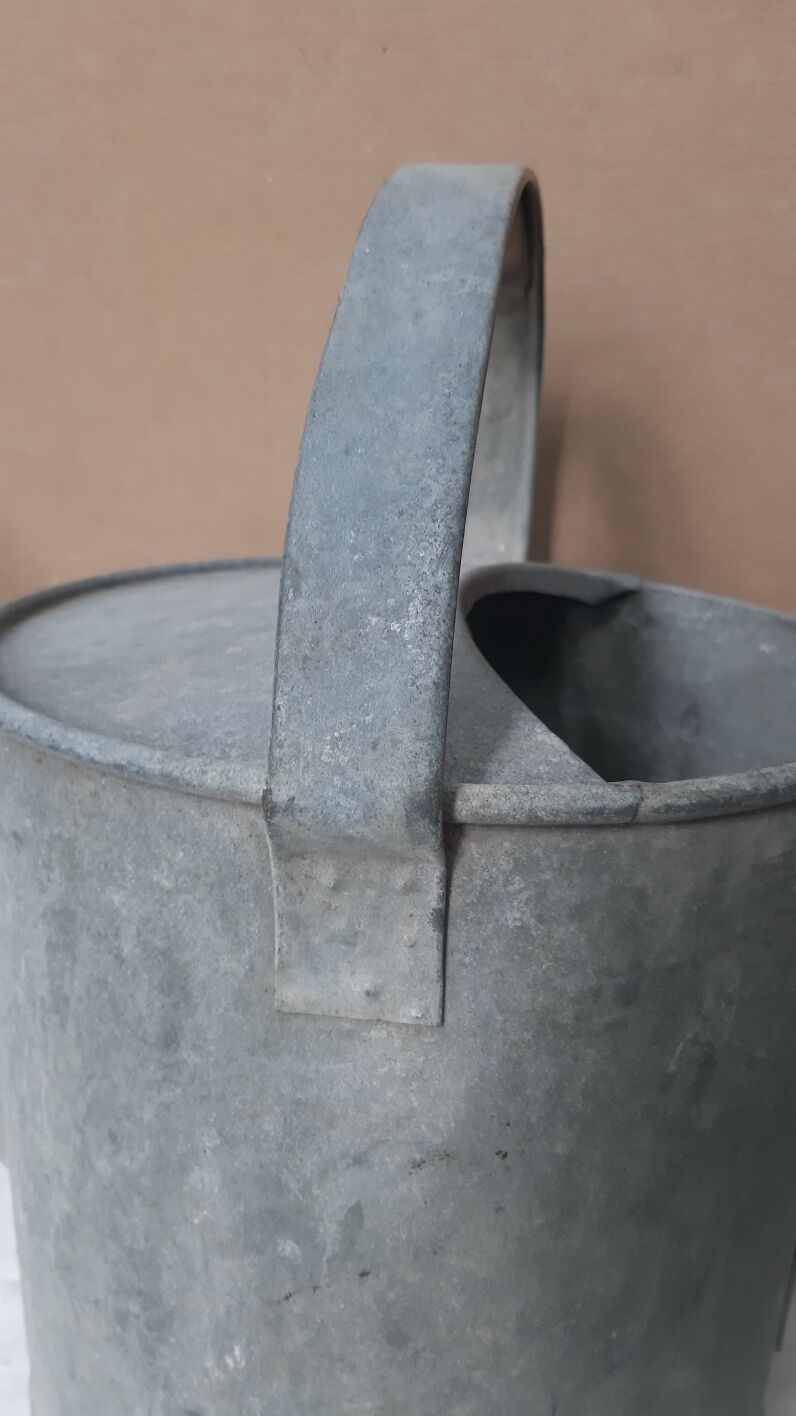 zinc watering can