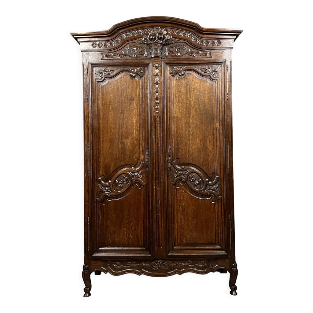 Armoire De Mariage Ancienne - 198 en vente sur
