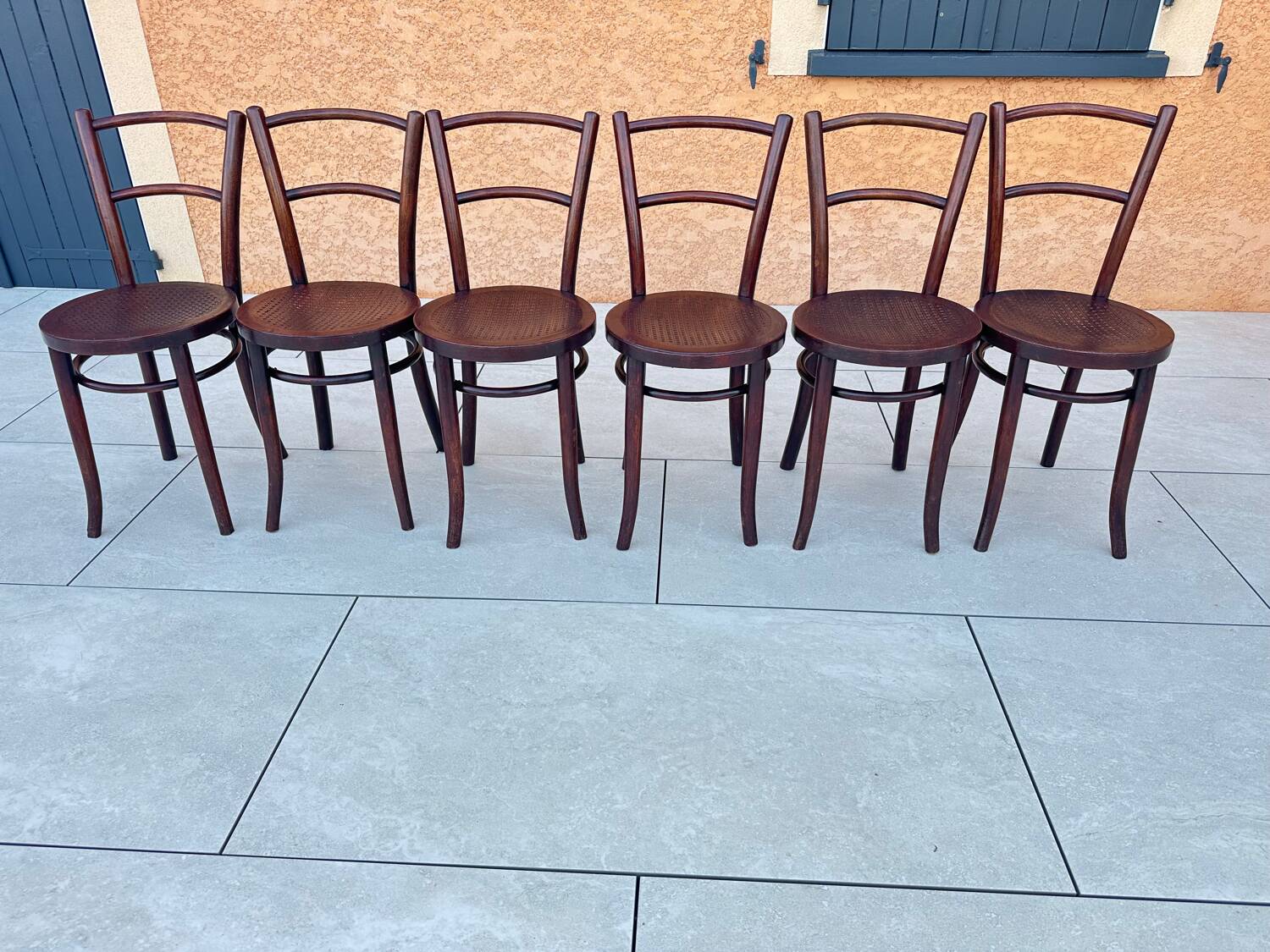 Suite de 6 chaises de bistrot Thonet années 1920