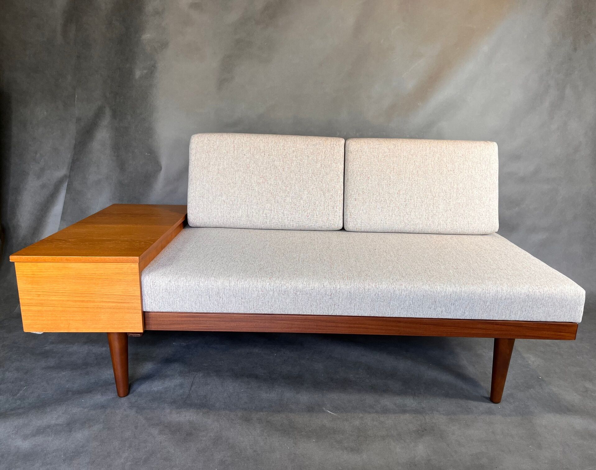 Norwegian teak daybed sofa, model Svanette design Ingmar Relling 1960s