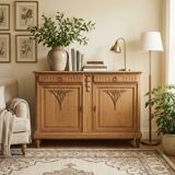 Magnificent antique buffet in solid oak – sandblasted / stripped