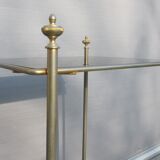 Bout de canapé chapiteaux doré et verre opalin noir 1950