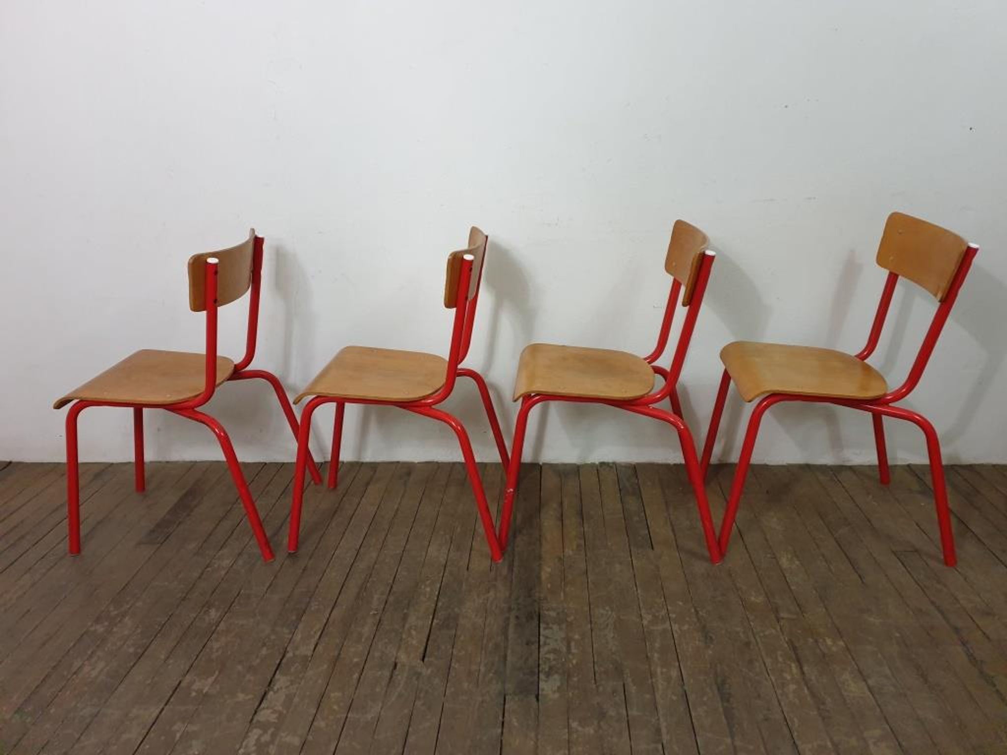 Chaises d'école