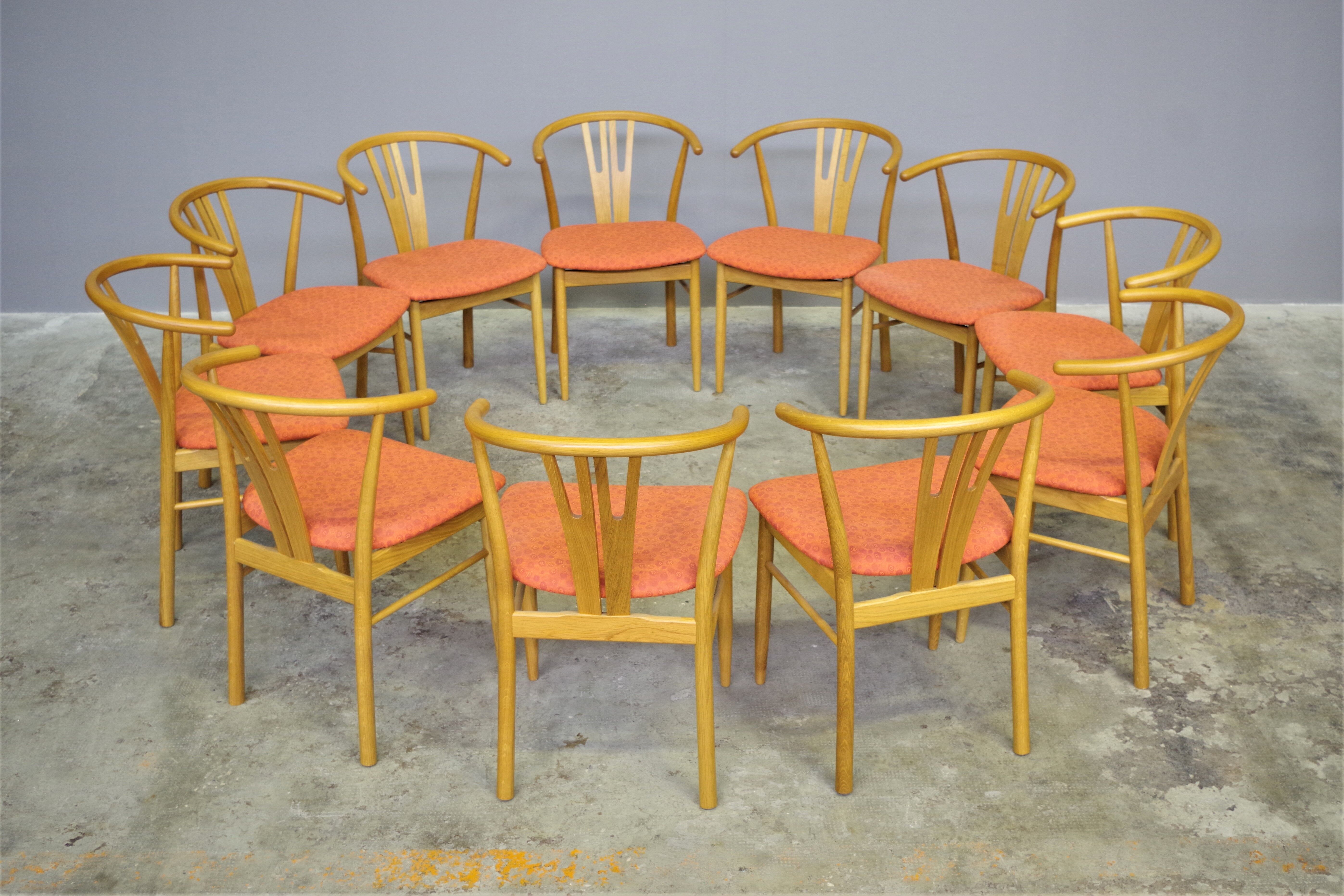 Set of 11 modern curved wood oak chairs