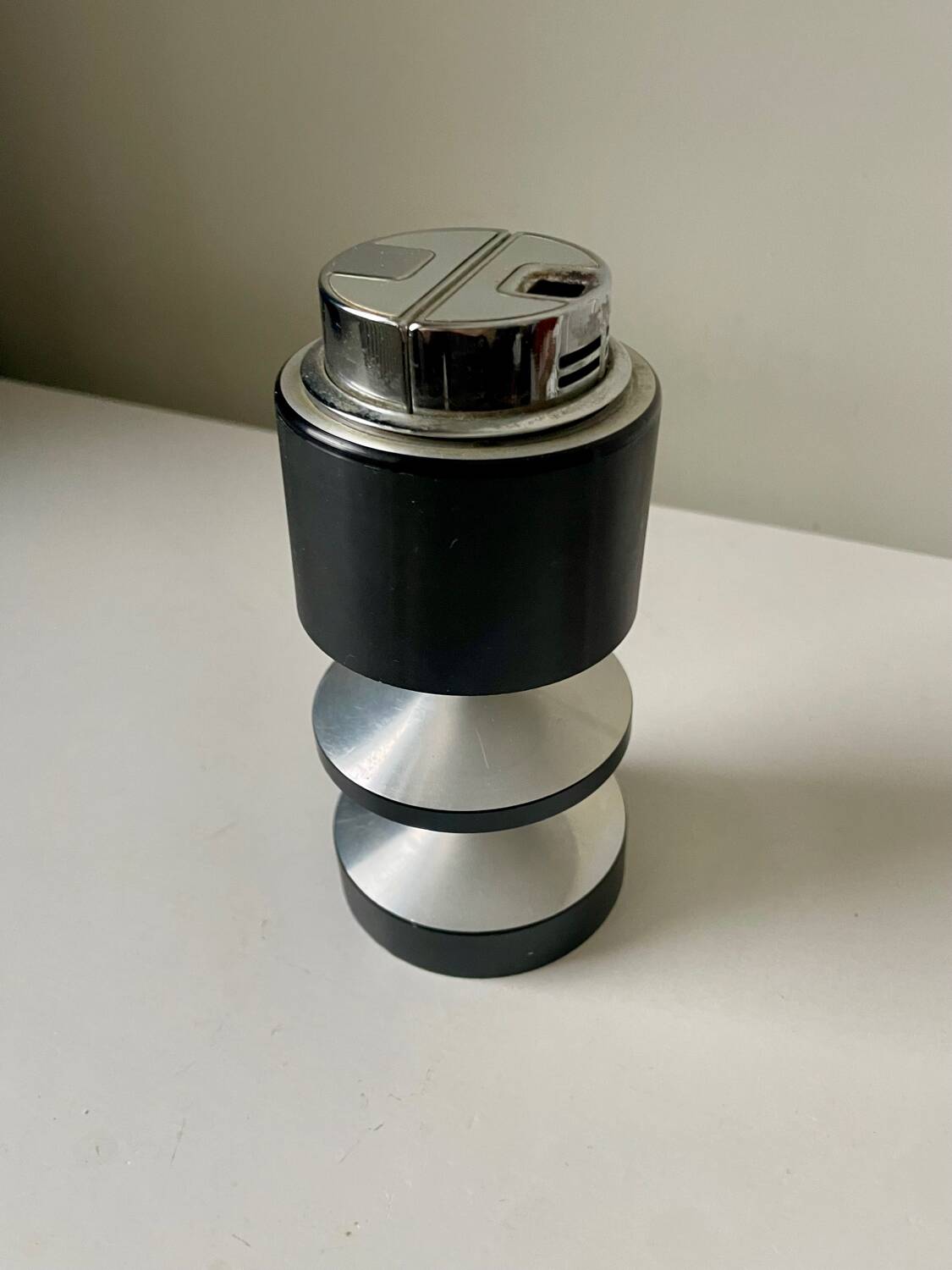 Vintage Modernist  SAROME Japan Table lighter Space age design