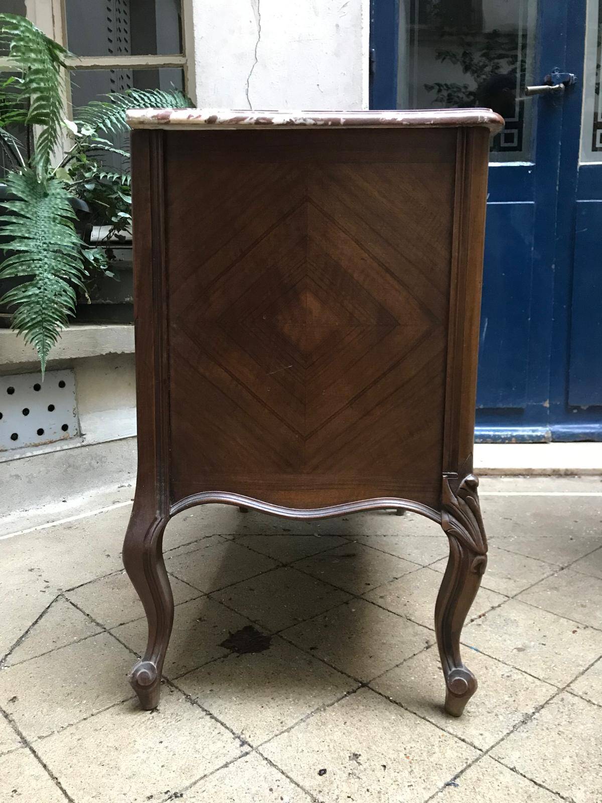 Louis XV style chest of drawers in wood and marble
