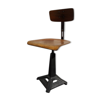 Chaise Singer atelier couture industriel
