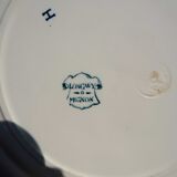 Mignon plates in Longwy earthenware