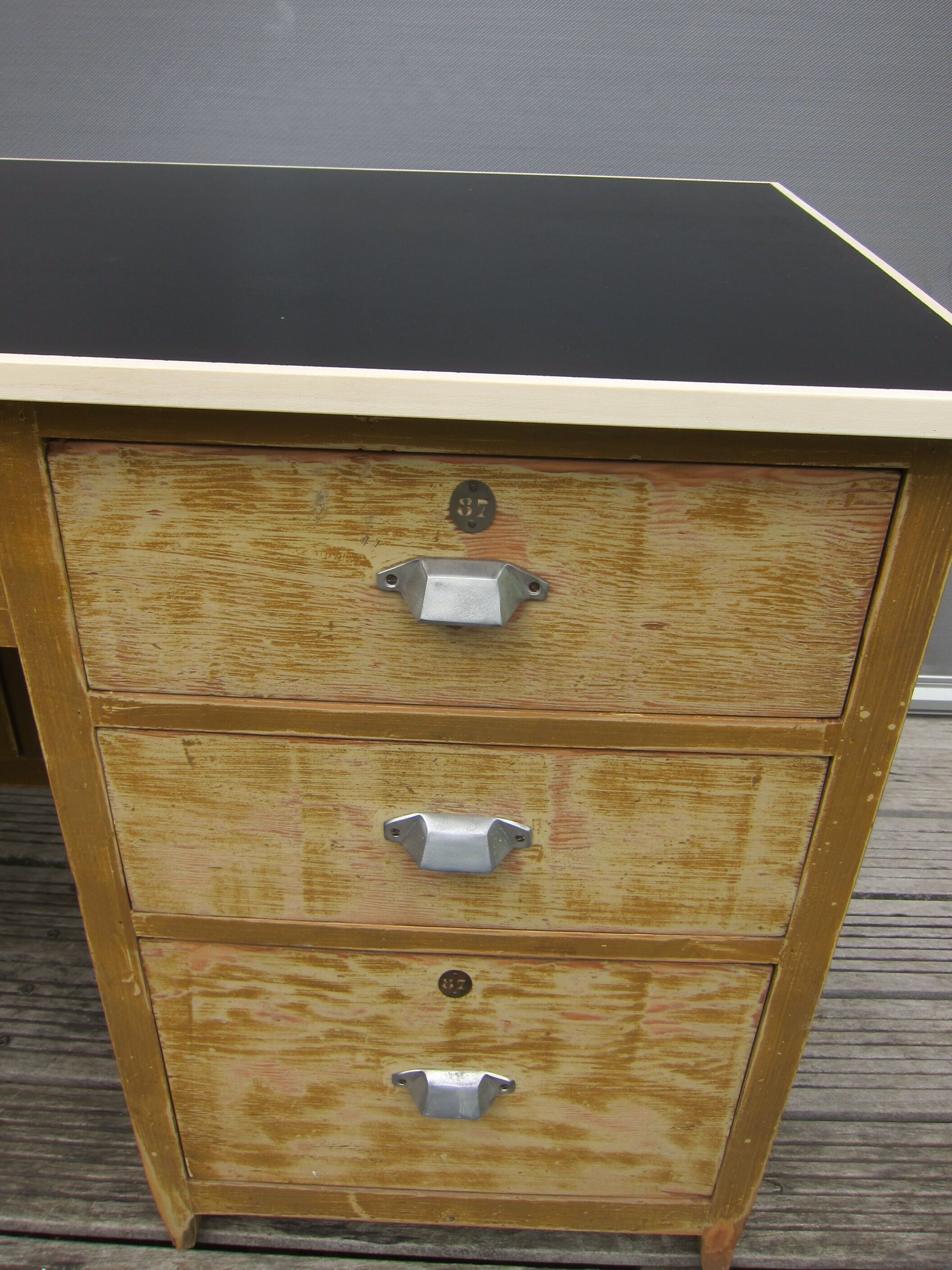 Office 1940 patina sand tray black