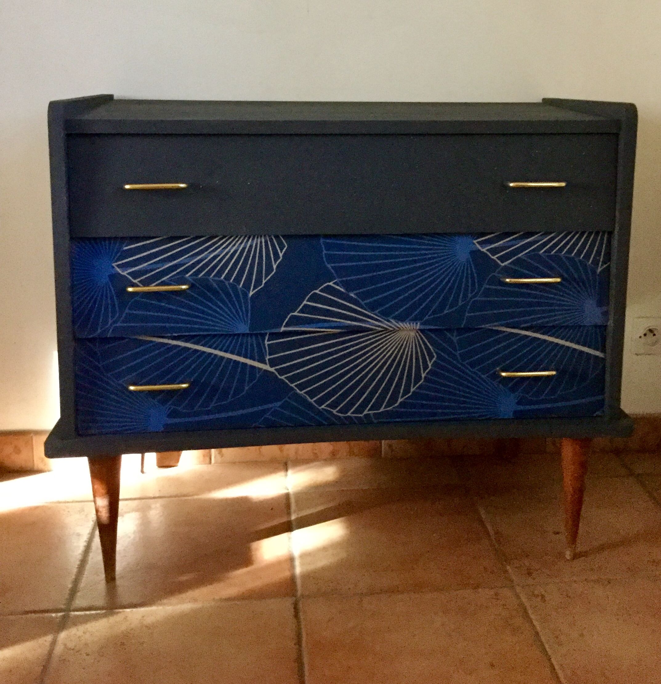 Black vintage chest of drawers