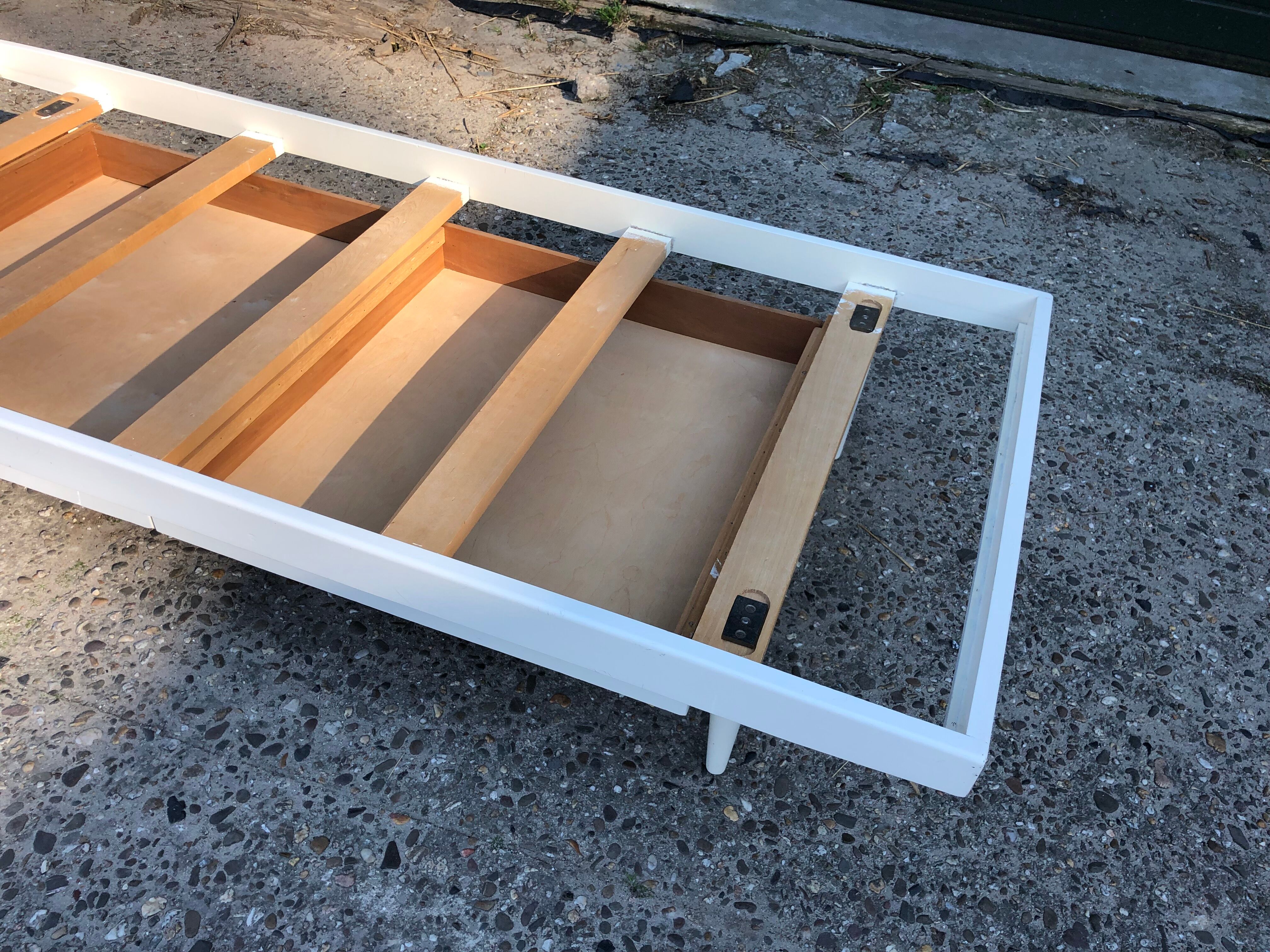 Vintage teak meridian