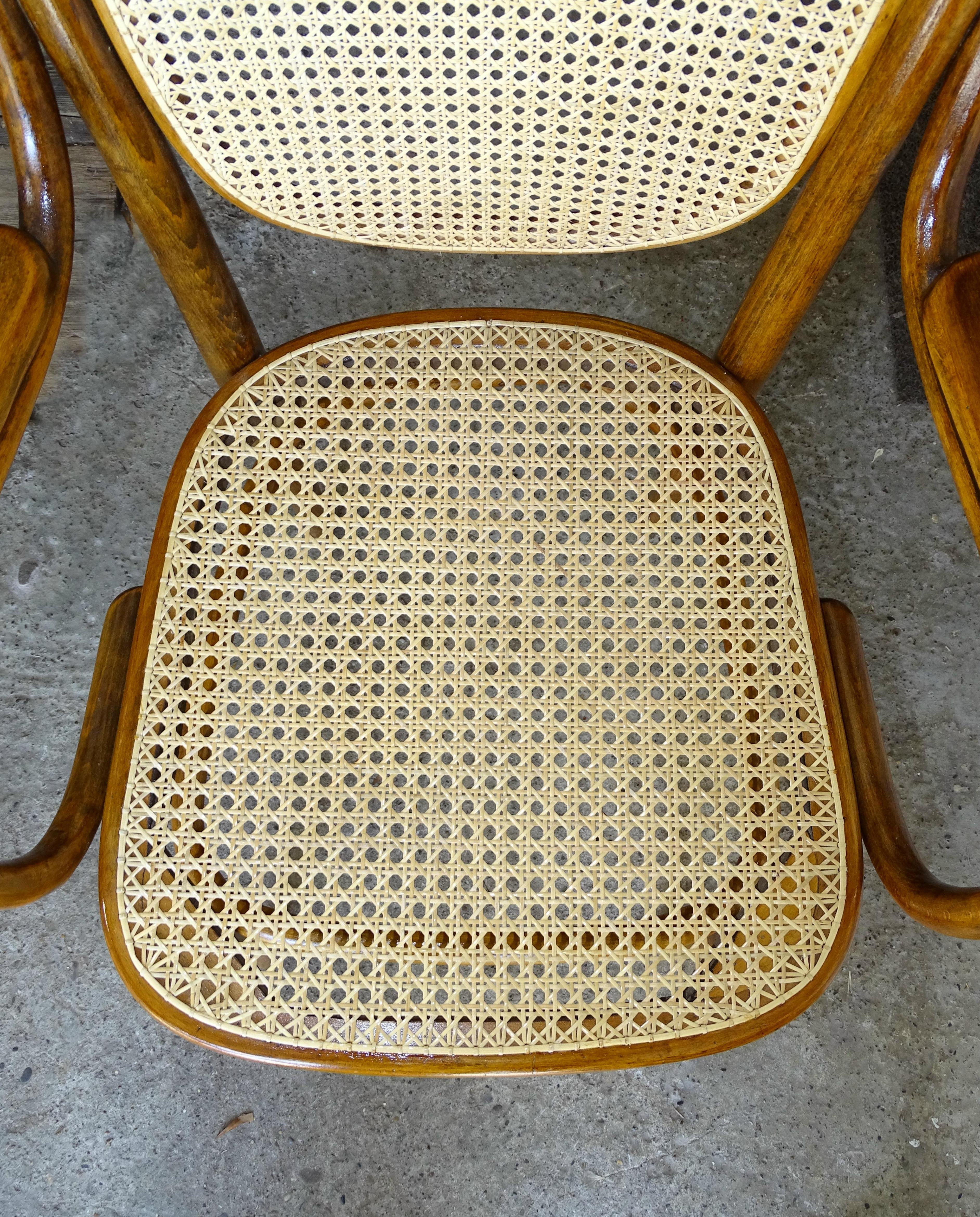 Fauteuil Thonet N°59 vers 1900, cannages neufs