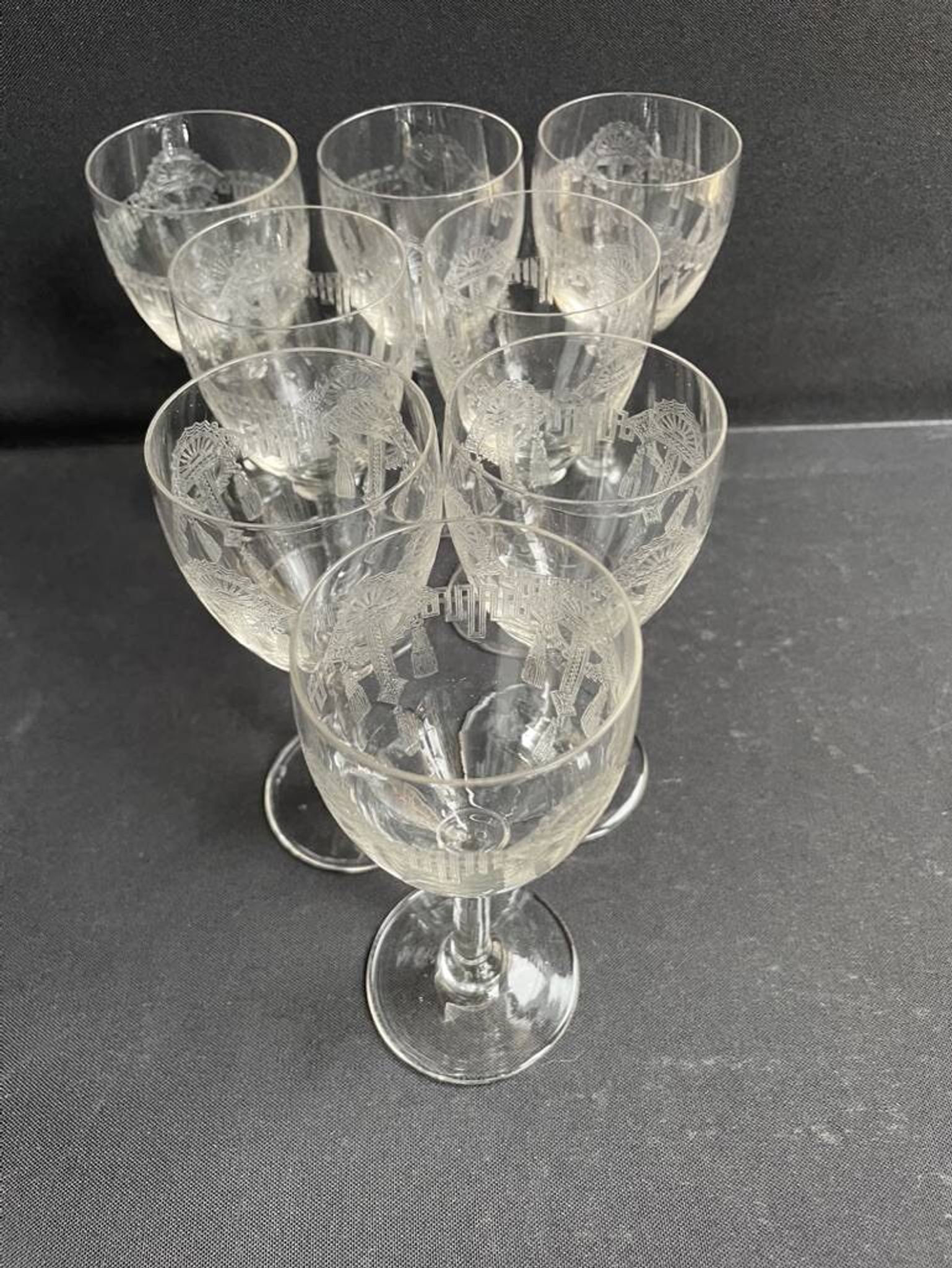 8 guilloché footed glasses – Art Nouveau