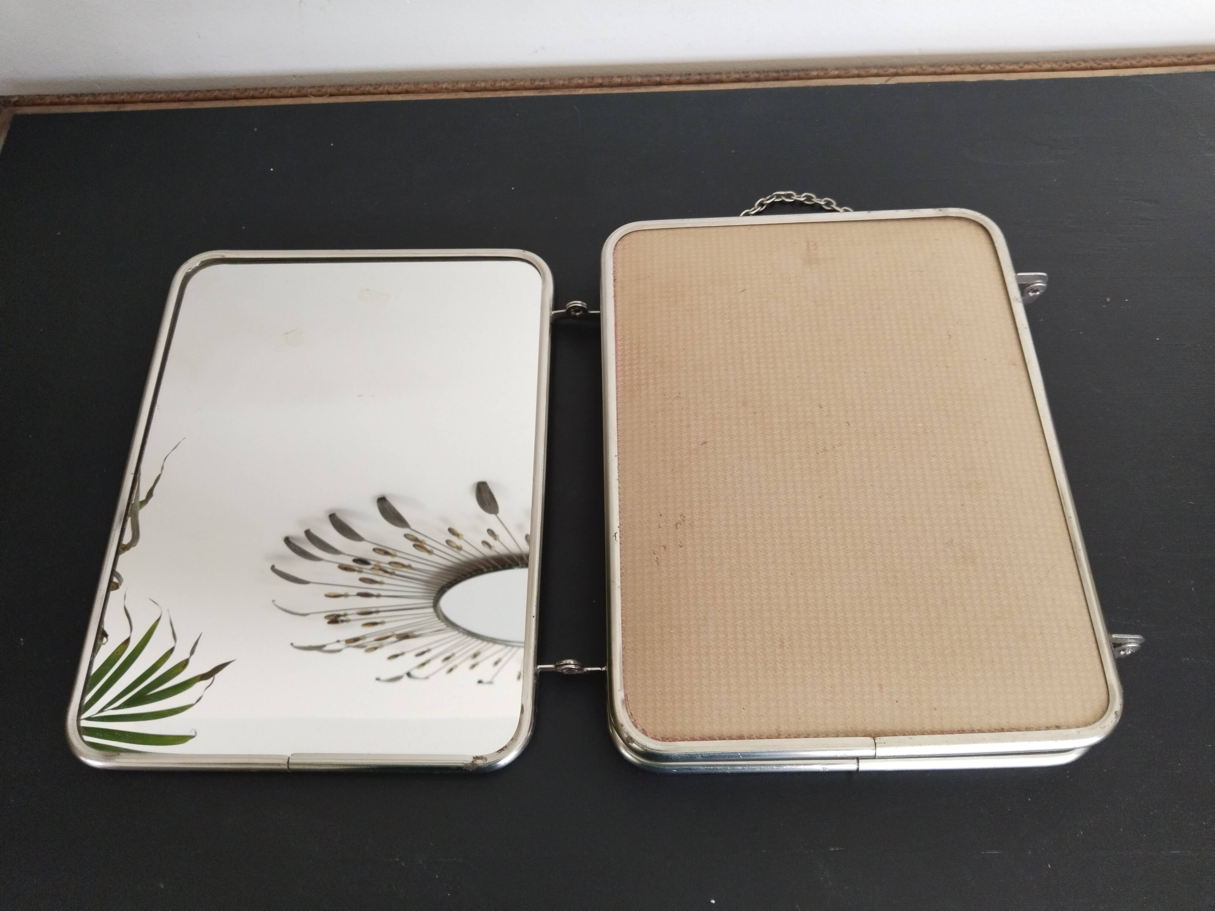 Triptych barber mirror, with chain