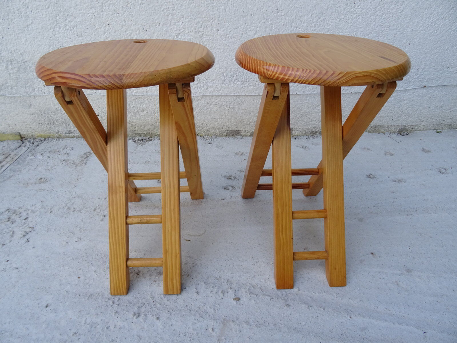 Pair of 80s folding stools