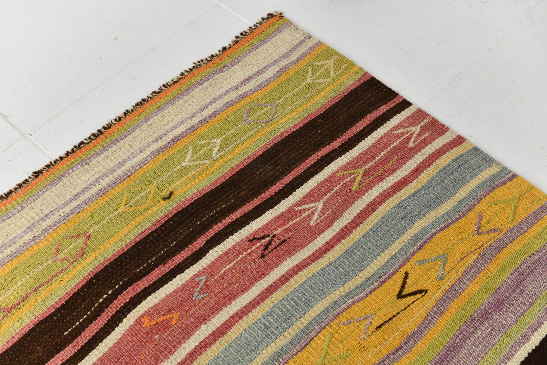 10x11 Yellow & Brown Ethnic Vintage Kilim Rug, 326x350Cm