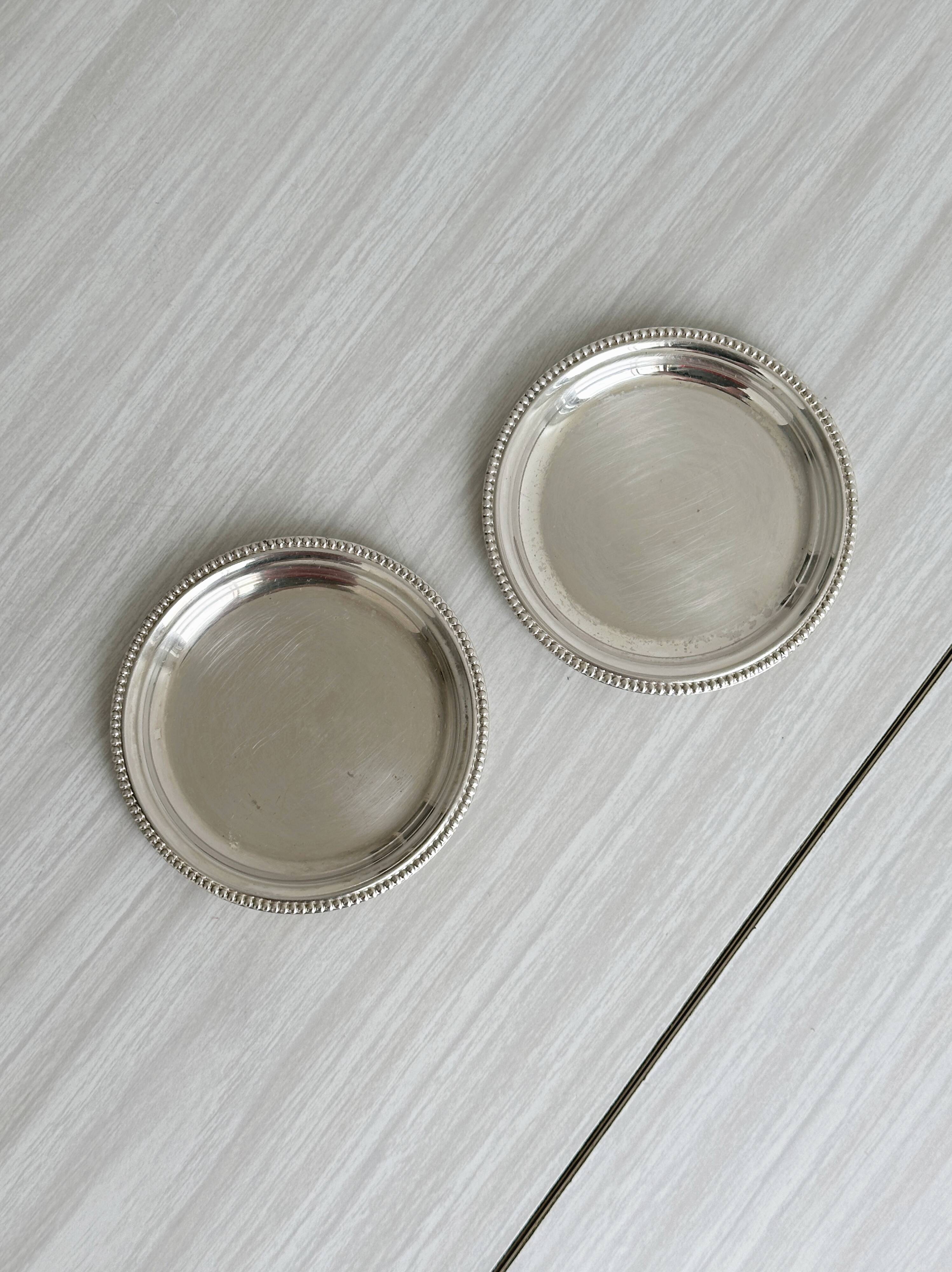 Set of 2 round beaded metal bowls