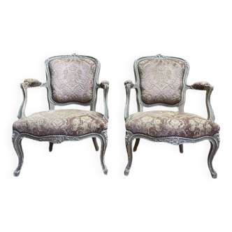 Paire de fauteuils cabriolets velours de gêne de style Louis XV