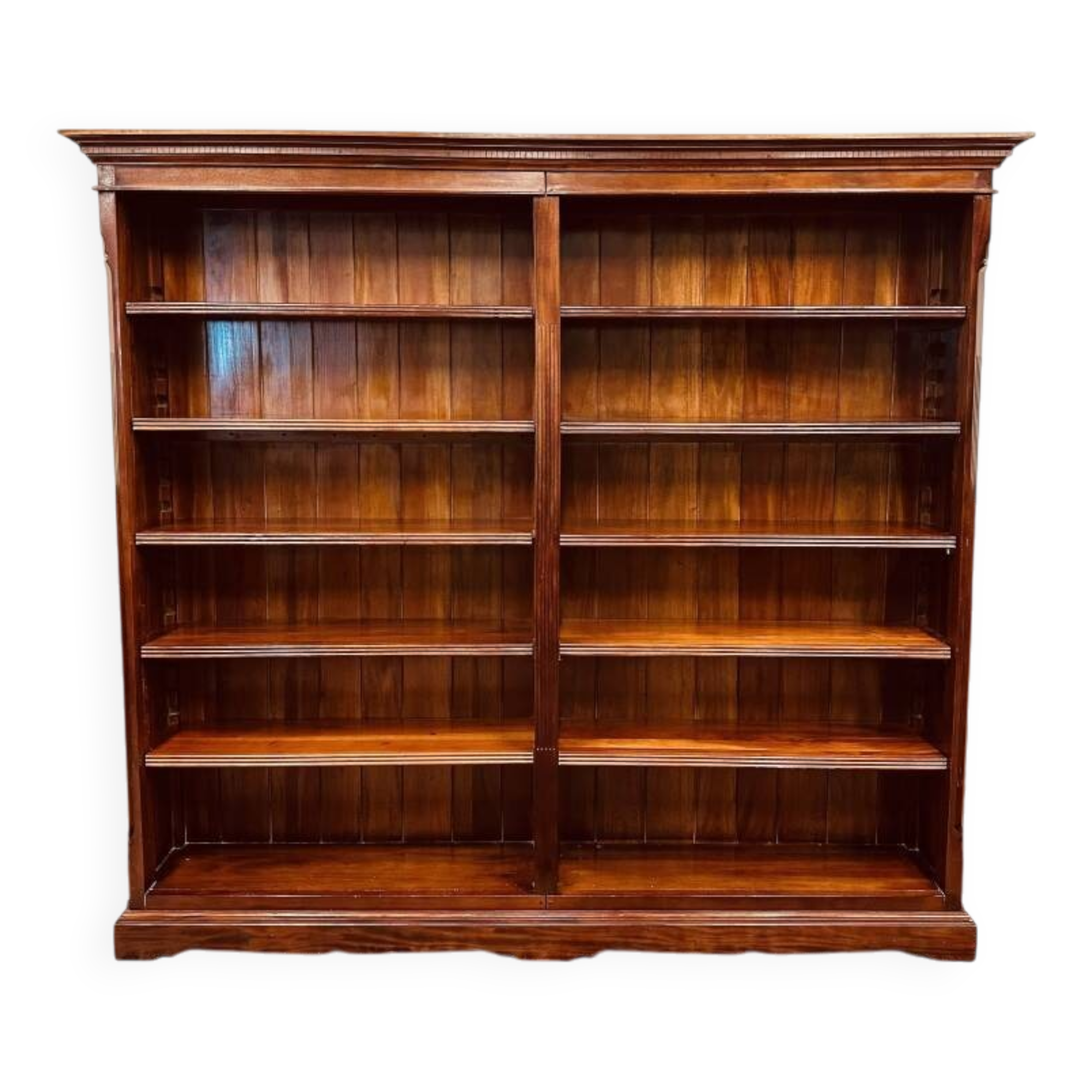 Bibliothèque classique en acajou anglais