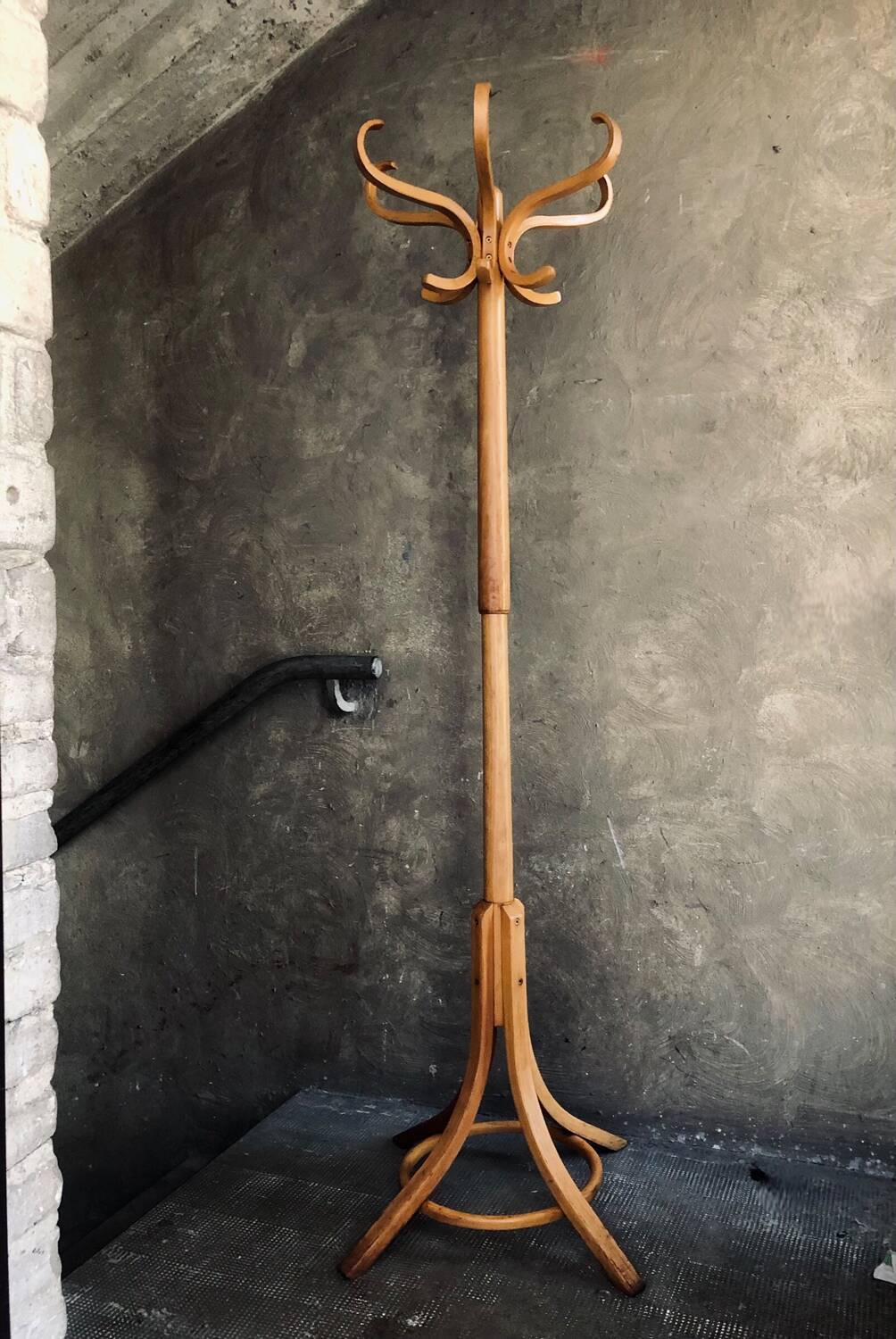 Baumann "Parrot" beech coat rack