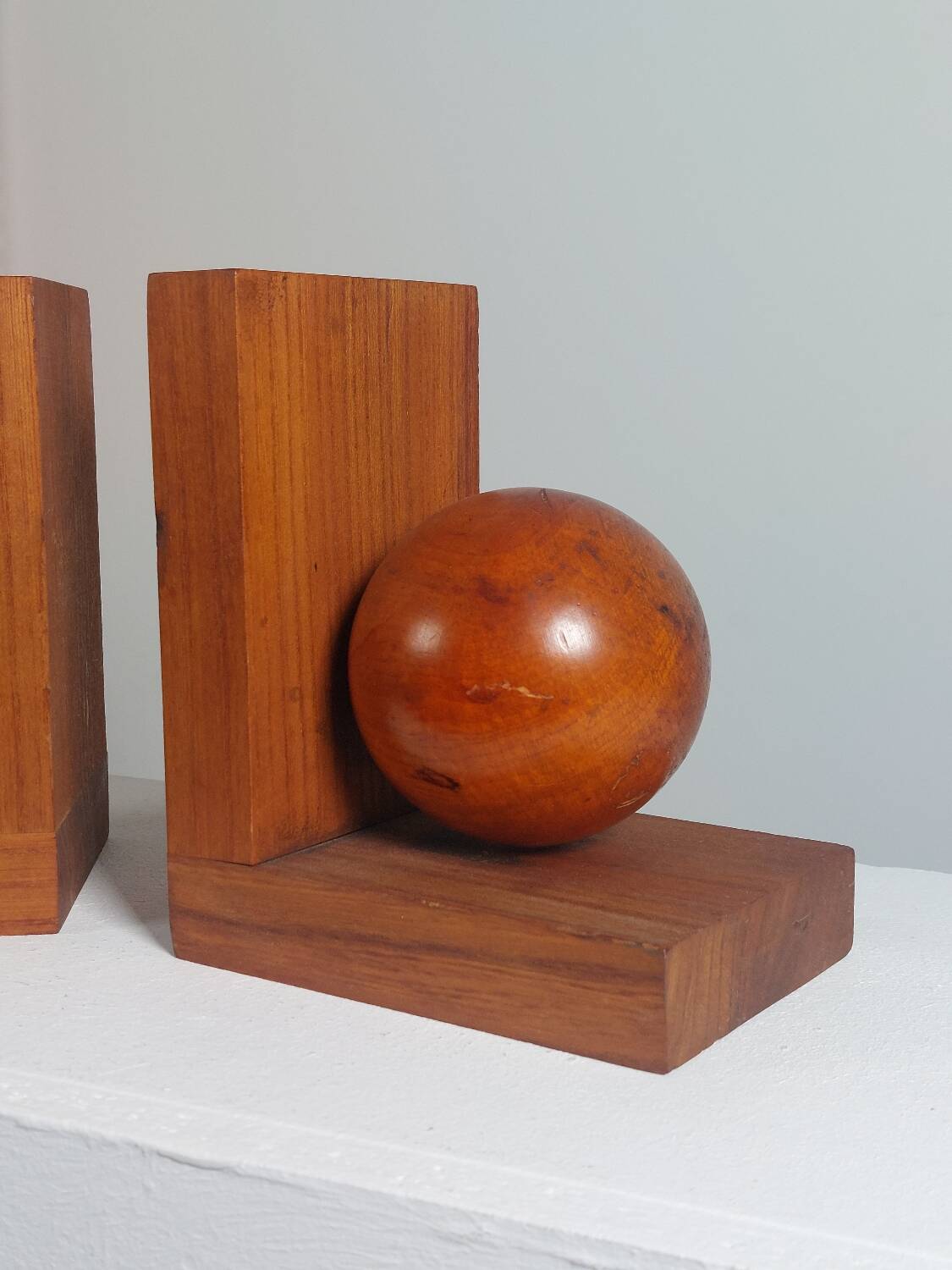 Wooden Art Deco bookends sphere decor