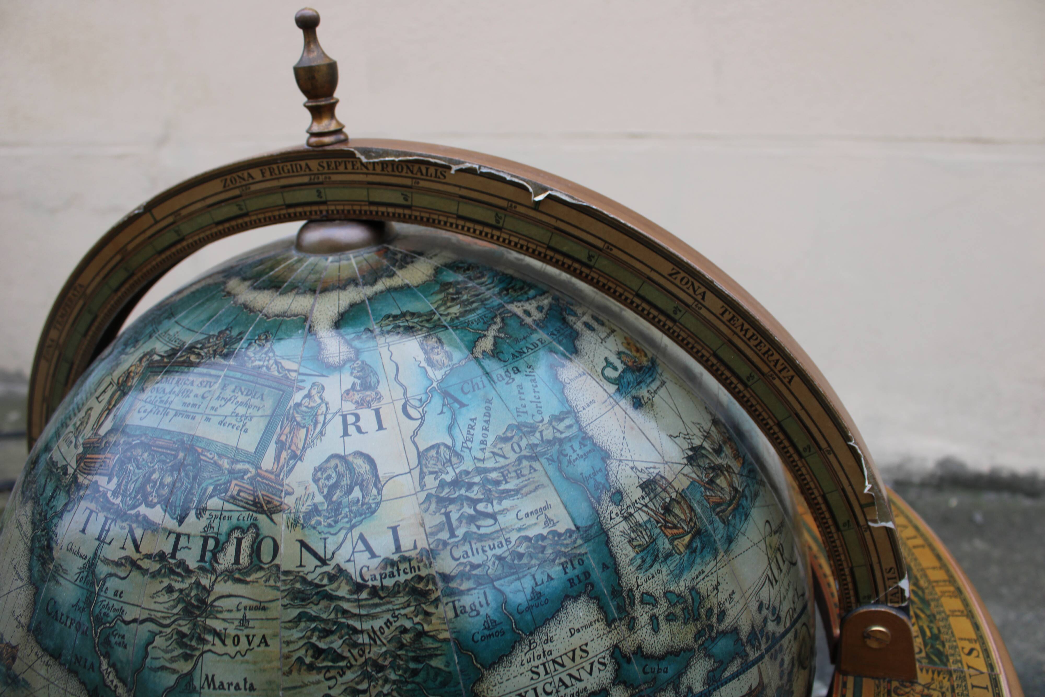 Italian globe bar