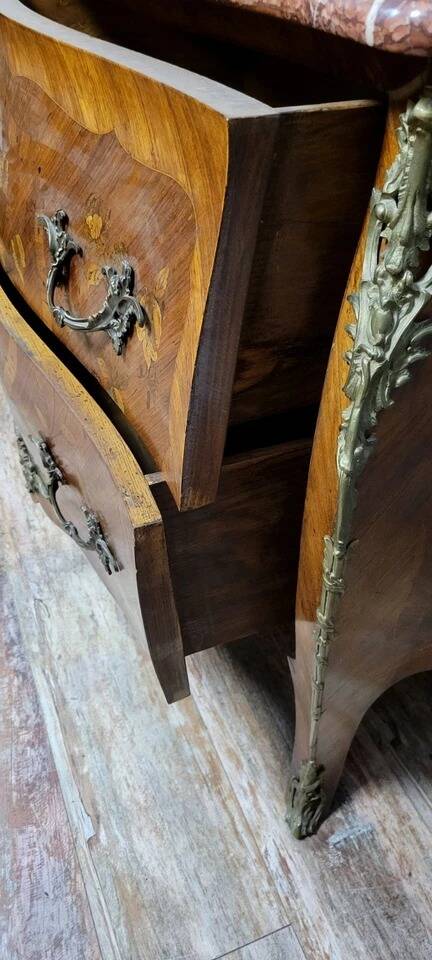 Louis XV style curved chest of drawers in marquetry circa 1880