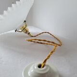 Serrated opaline suspension