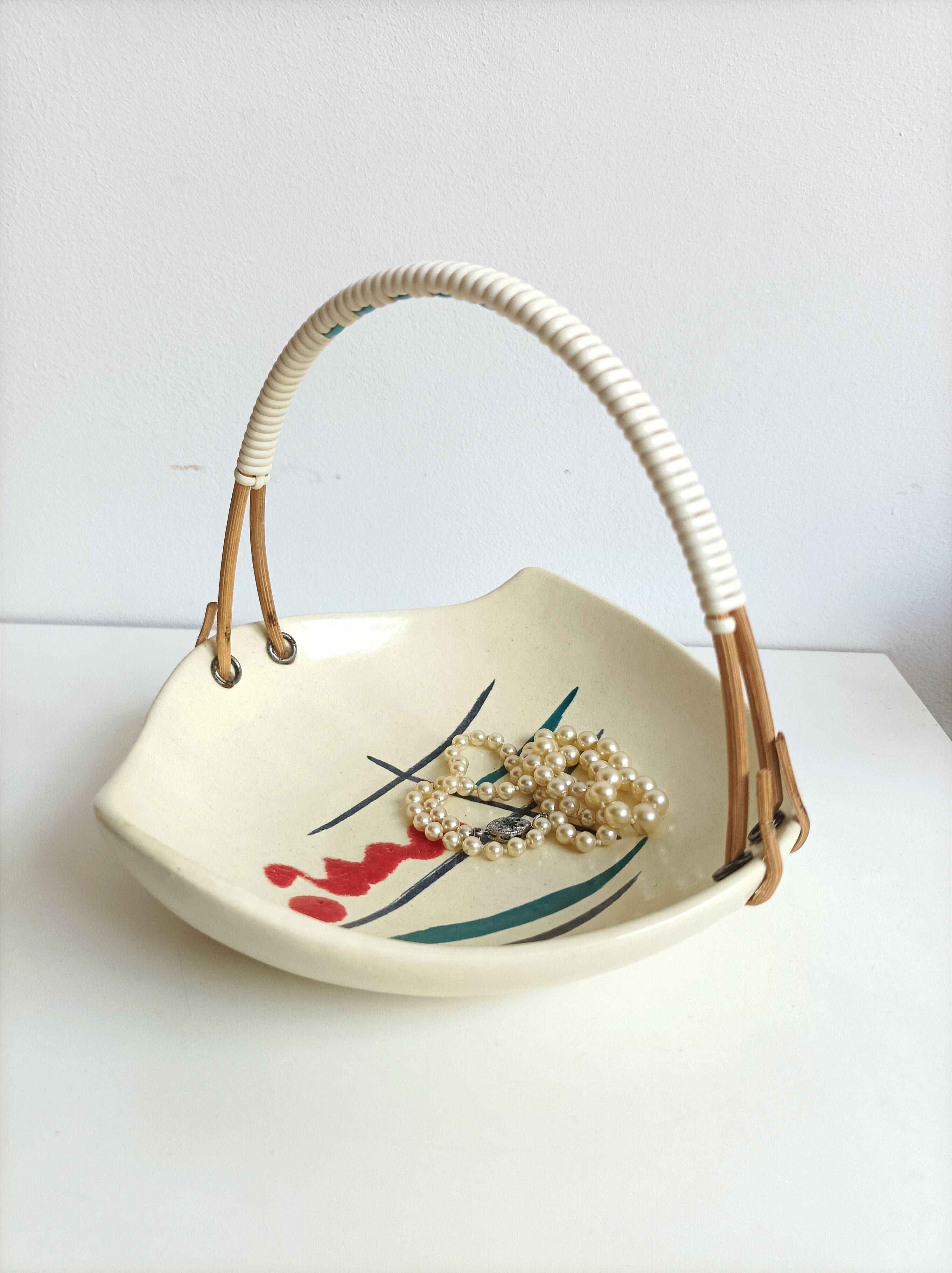 Ceramic and wicker covered scoubidou bowl, 60s
