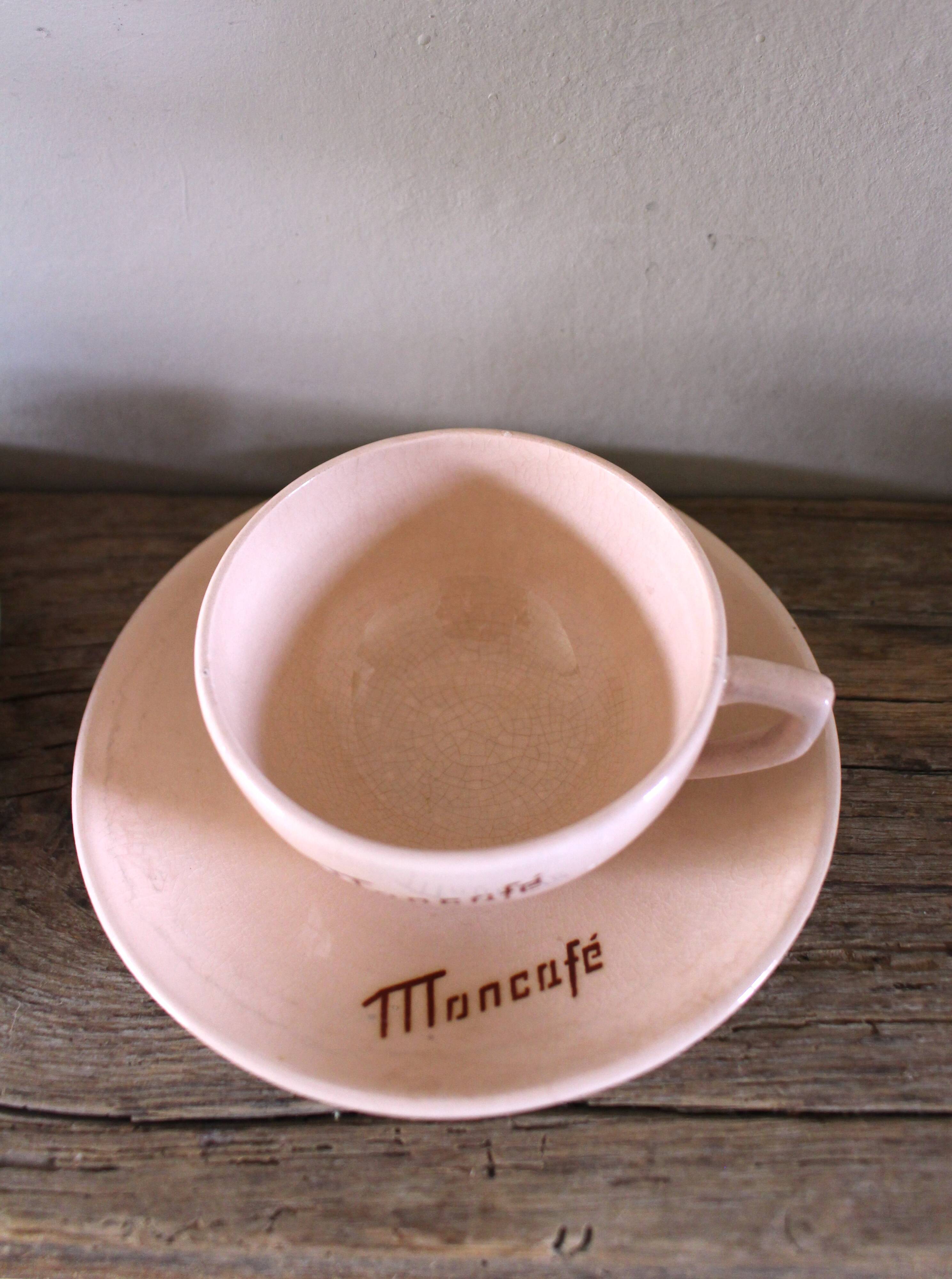 2 coffee cups and saucers pink Digoin Sarreguemines blue Villeroy Boch