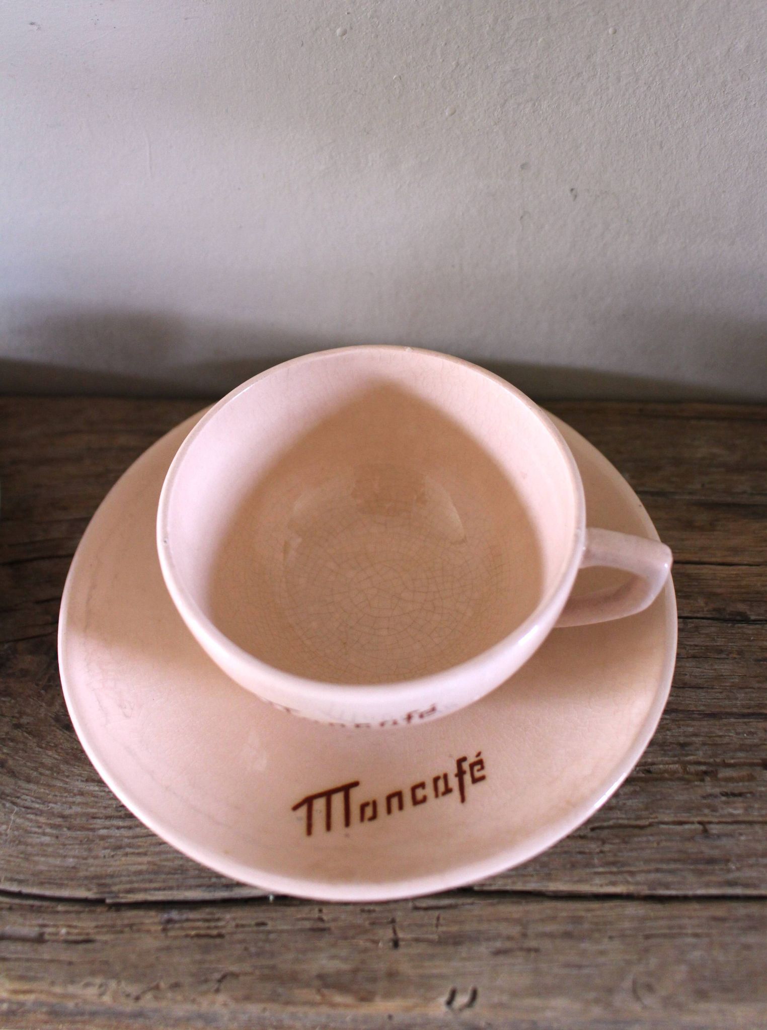 2 coffee cups and saucers pink Digoin Sarreguemines blue Villeroy Boch