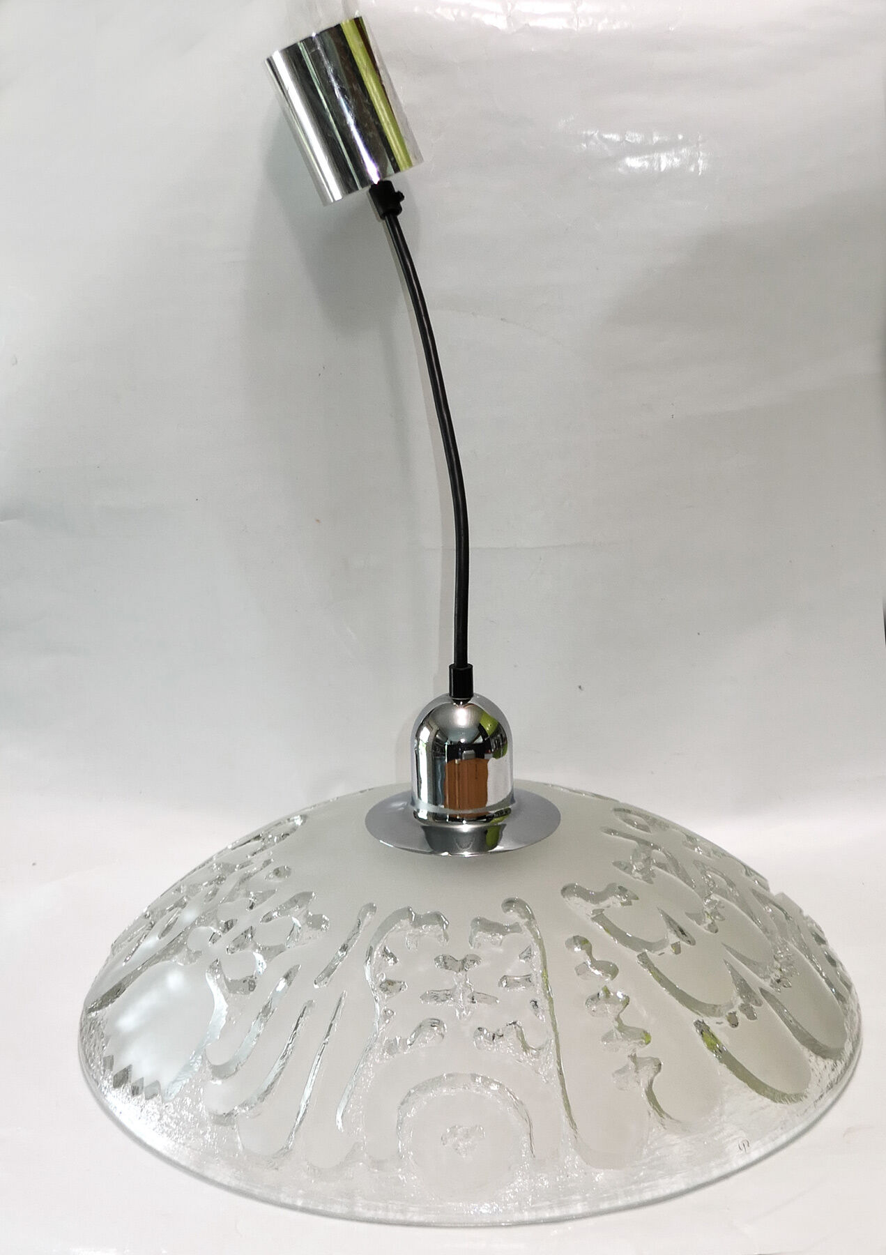 Suspension Peill & Putzler glass molded effect ice