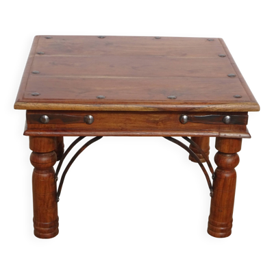 Table de salon carrée en bois exotique et fer forgé