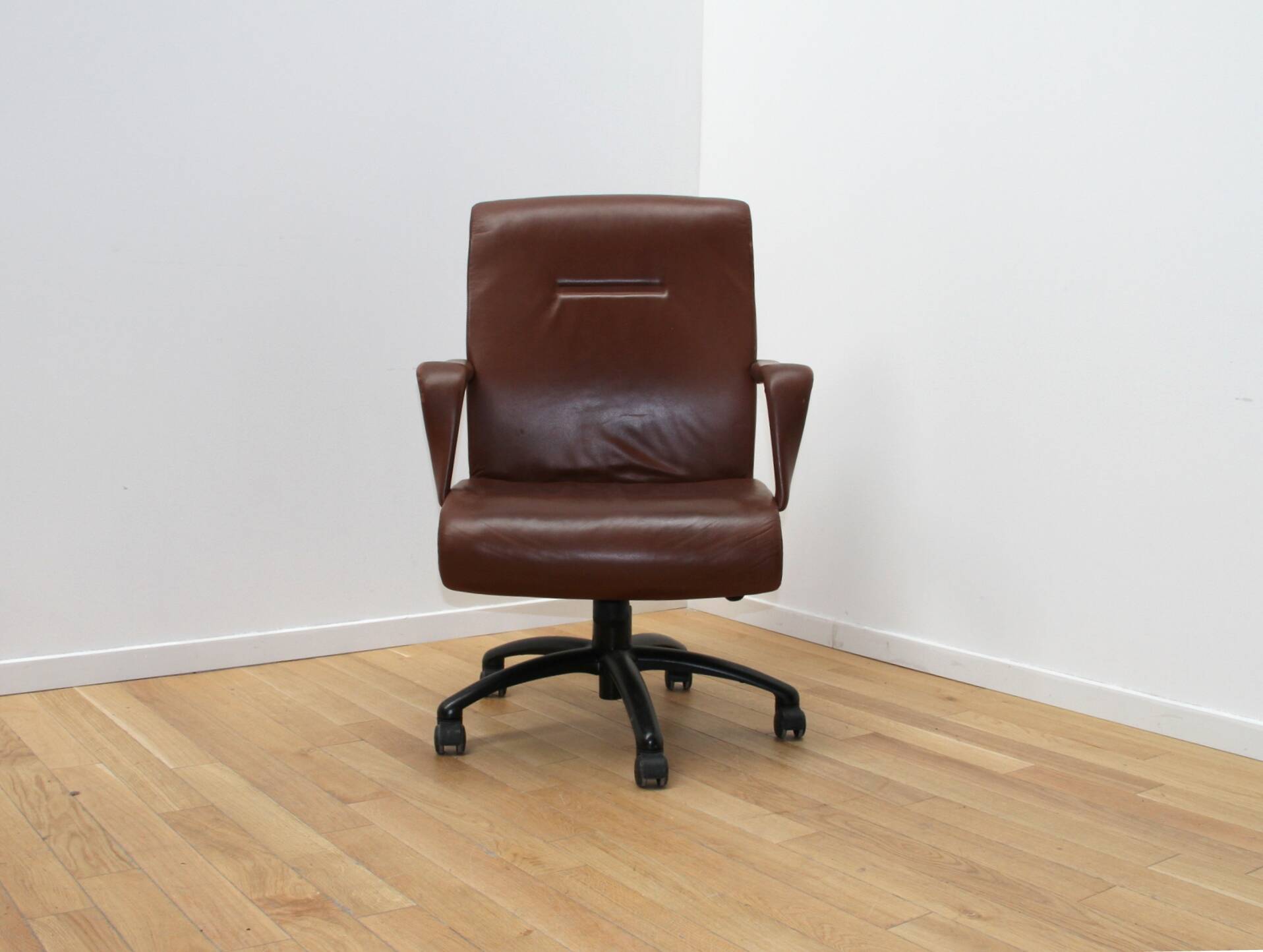 Fauteuil de direction vintage, Poltrona Frau