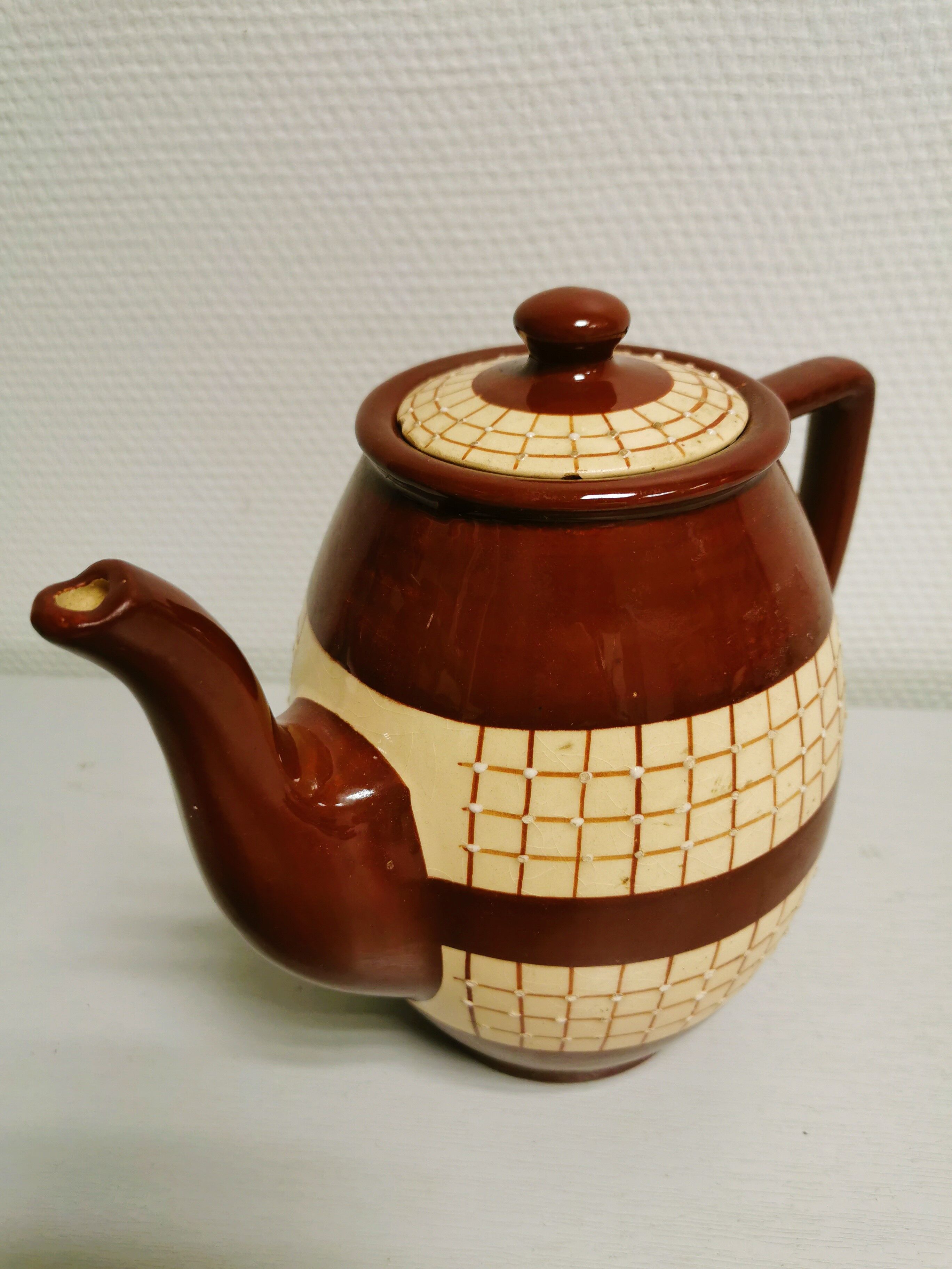 Vintage coffee maker, Faience de Longchamps