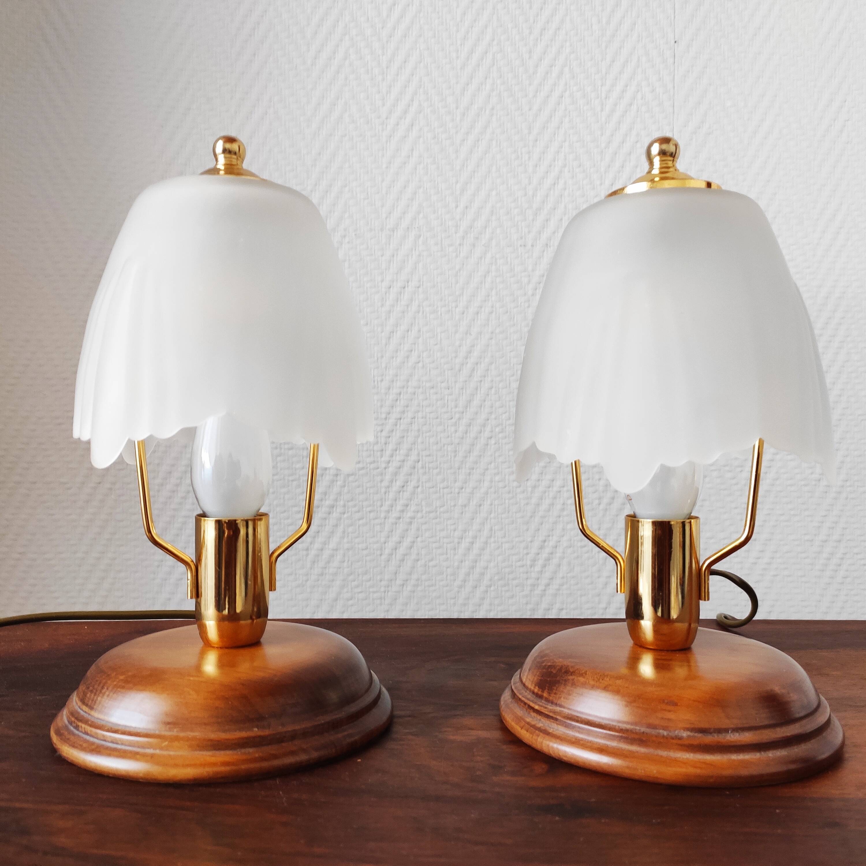 Pair of vintage Italian art deco style lamps