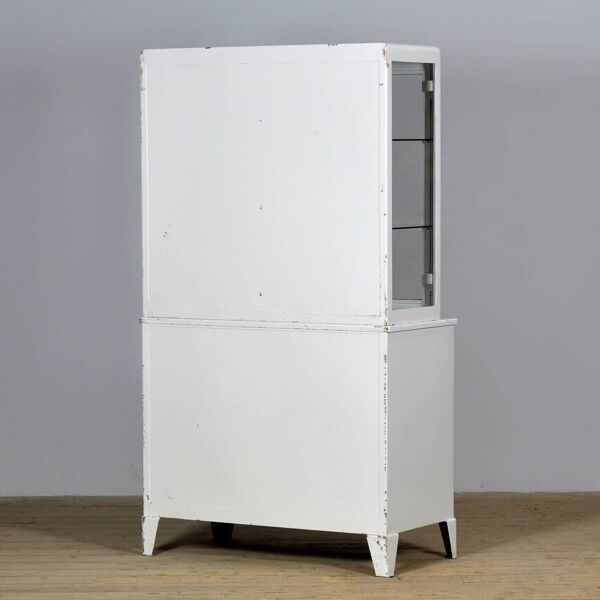 Cabinet médical en fer, années 1930