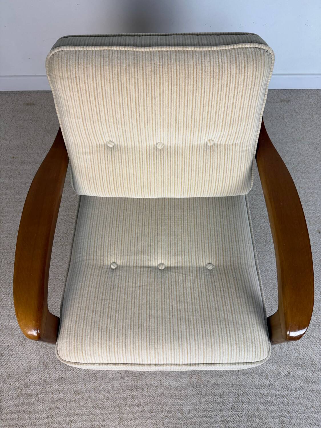 Vintage Scandinavian armchair from the 1960s.