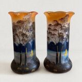 Paire de vases art nouveau en verre peint