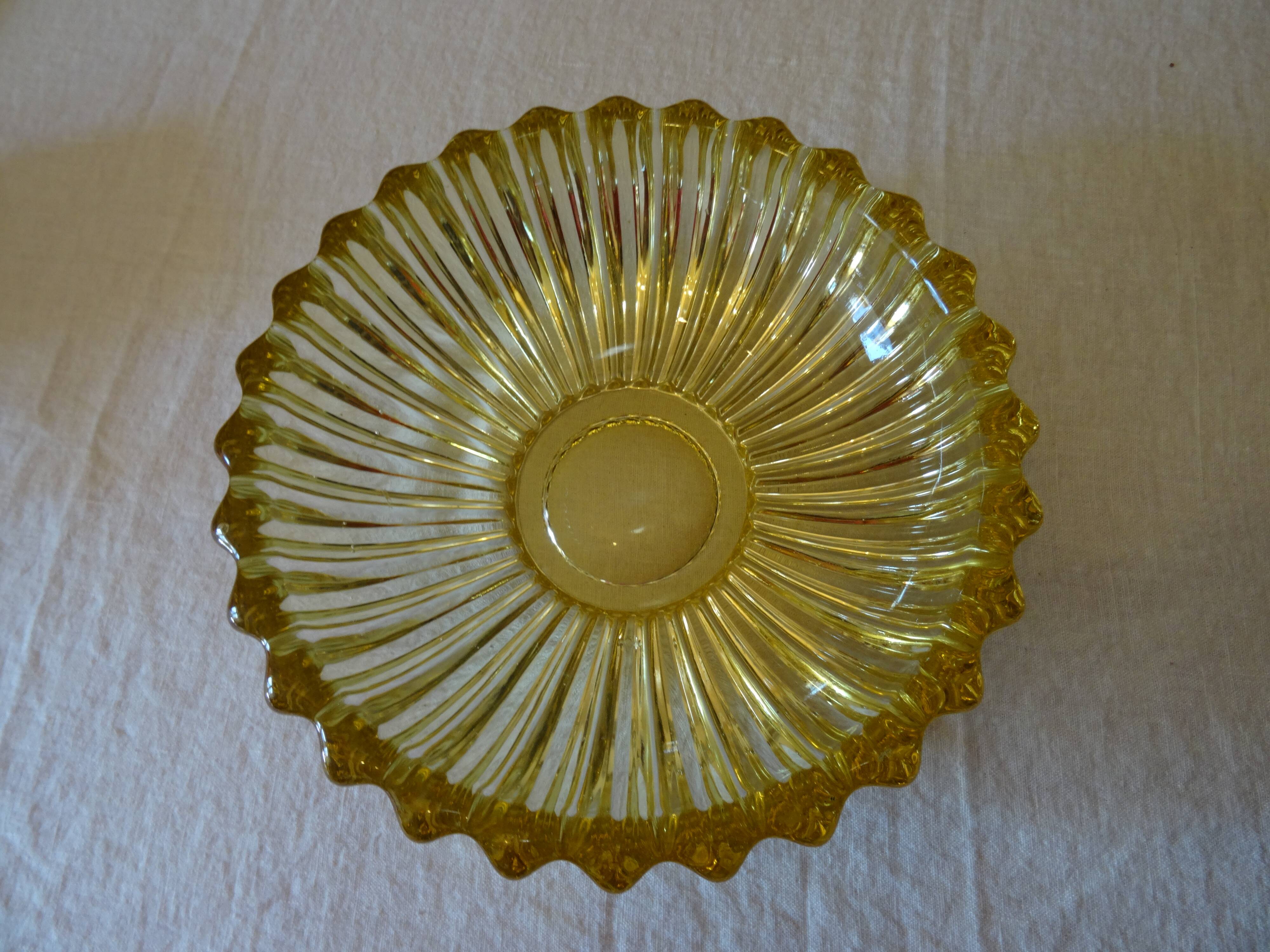 Cut stone of Avesn of the 1930