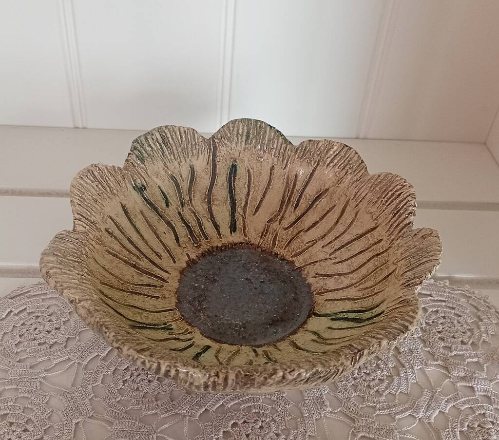 Vintage signed studio pottery flower shaped bowl
