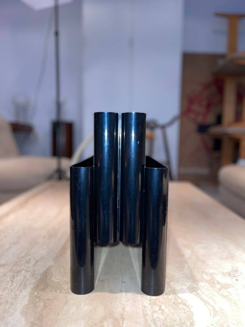 Black “Kartell” magazine rack by Giotto Stoppino, Italy 1970