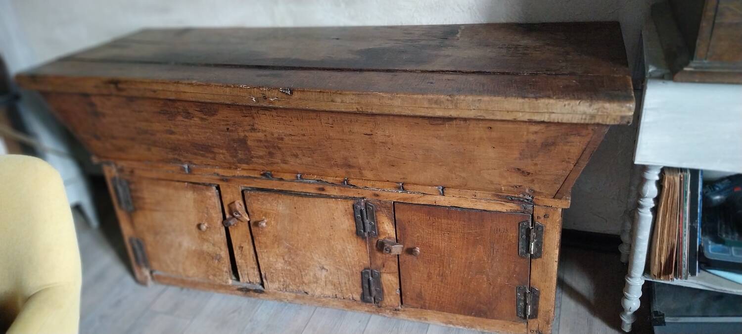 Maie, pétrin en chêne